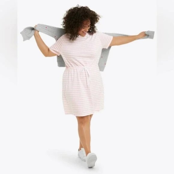 Draper James Dresses & Skirts - Draper James Tie Waist T-Shirt Dress in Light Pink Mariner Stripe  XL worn once.